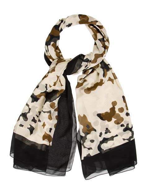 prada scarf women